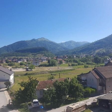 Zeppelin Daire Plav Dış mekan fotoğraf